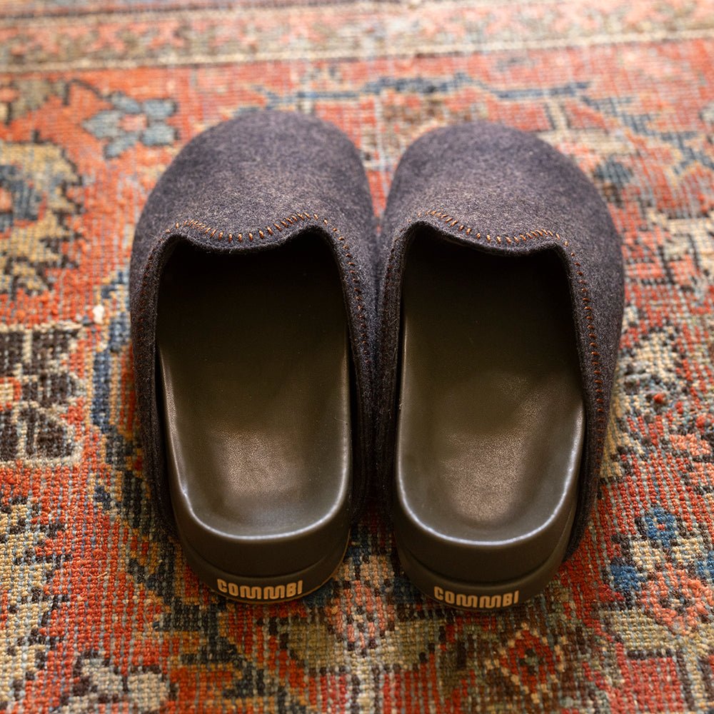 The Woolie Burro - Charcoal with Green Vegan Leather