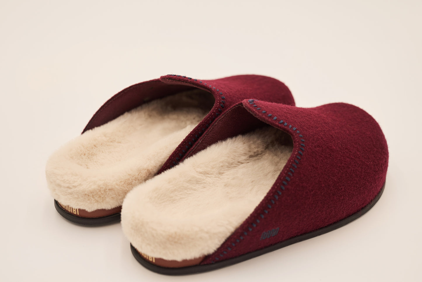 The Woolie Burro - Oxblood with Short fur Sherpa