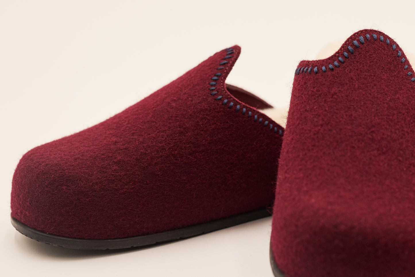 The Woolie Burro - Oxblood with Short fur Sherpa