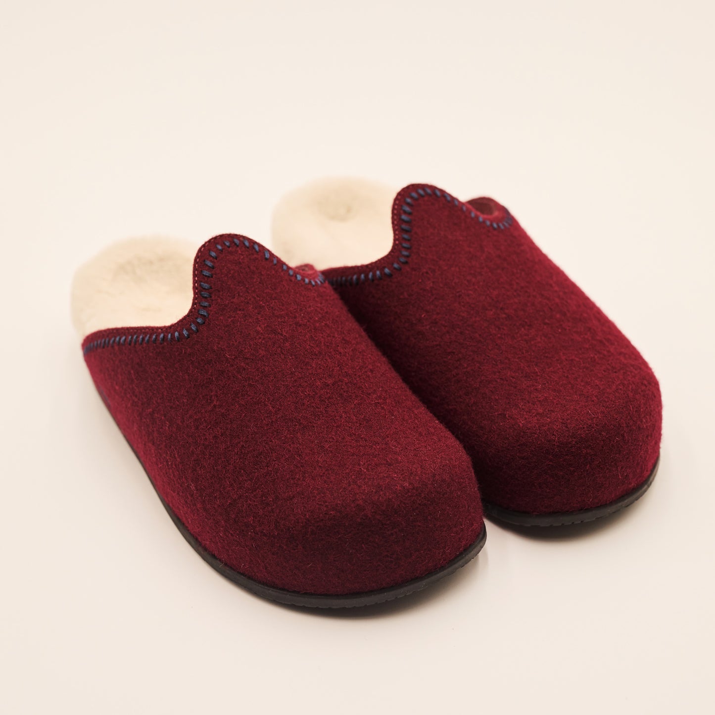 The Woolie Burro - Oxblood with Short fur Sherpa