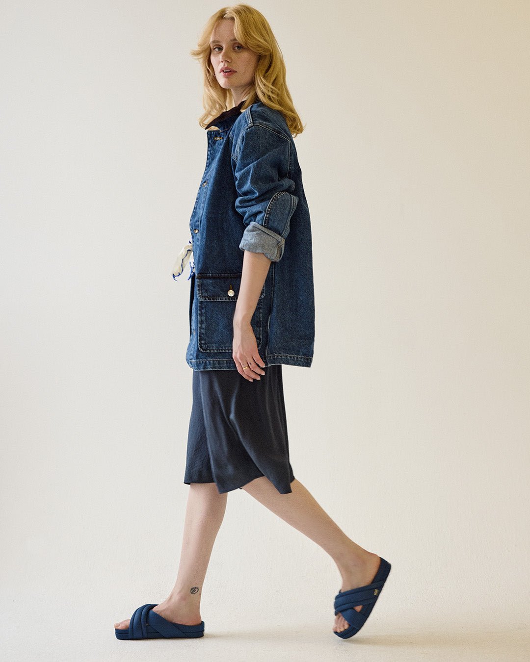 Huggy Slide - Navy Blue