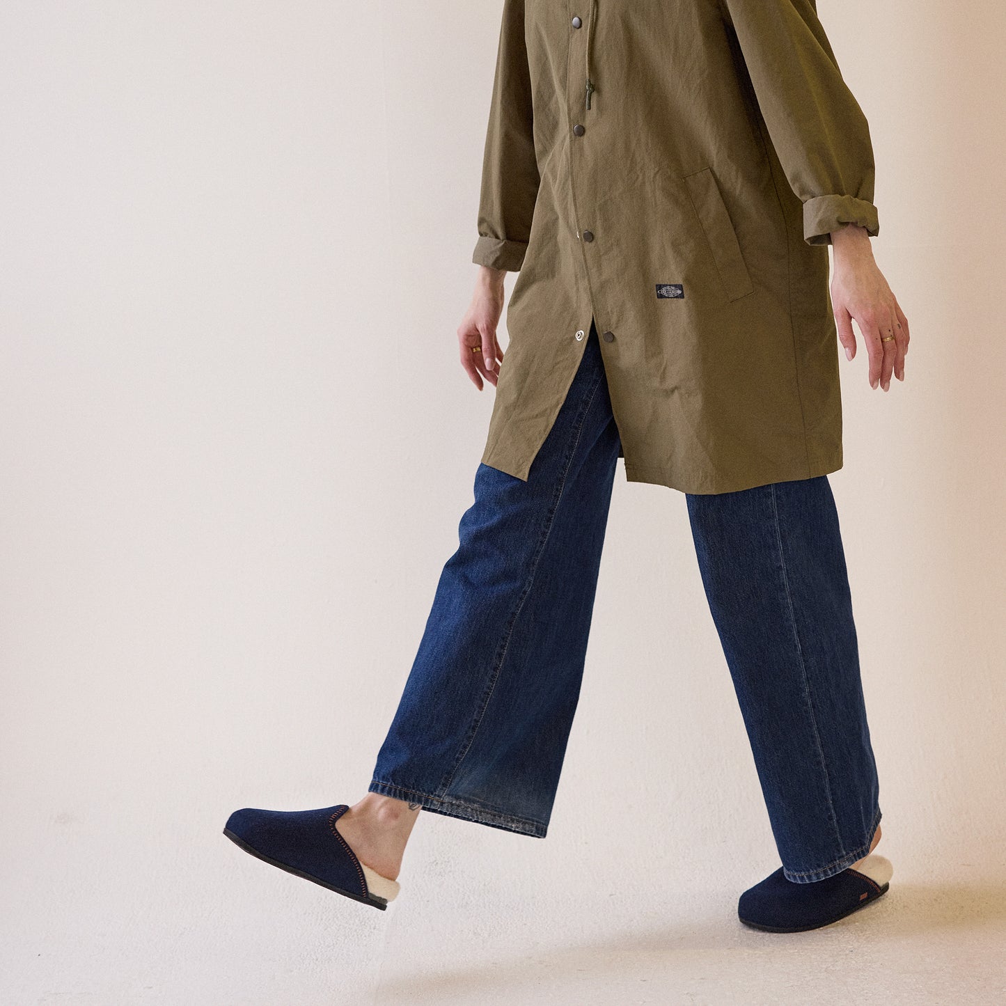 The Woolie Burro - Navy with Short fur Sherpa